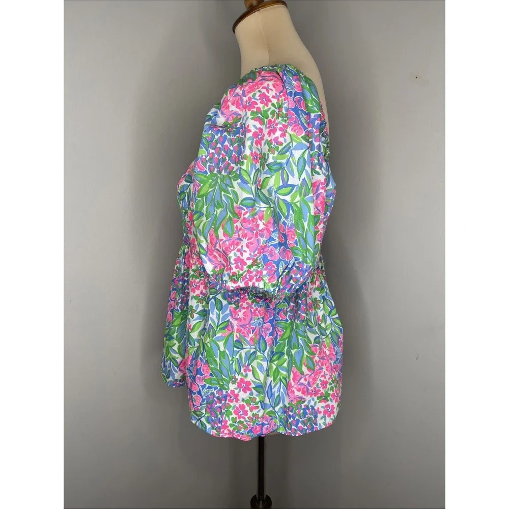 Lilly Pulitzer Kay A cherry on Top Print Puff sleeve Top size 10